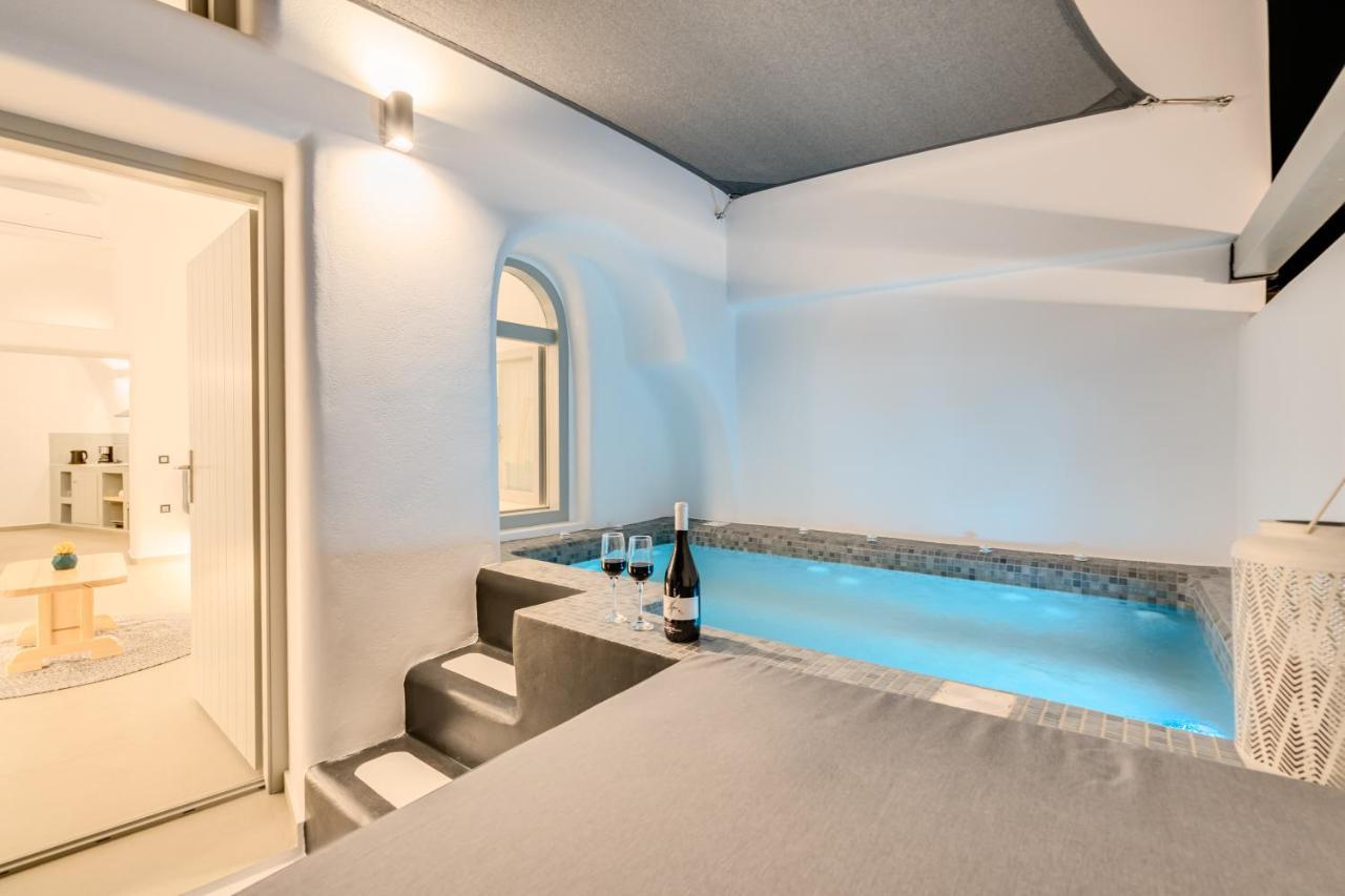 Tiara Suites Santorini Fira  Exterior foto
